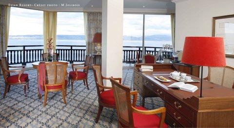 фото отеля Hotel Royal Evian Resort