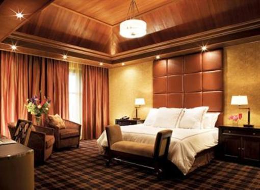фото отеля L'Auberge du Lac Casino Resort