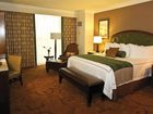 фото отеля L'Auberge du Lac Casino Resort