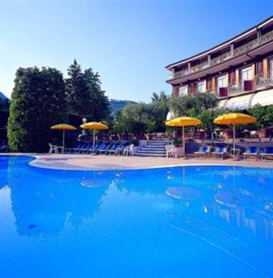 фото отеля Hotel Continental Garda