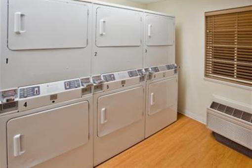 фото отеля Candlewood Suites - Richmond