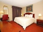 фото отеля Econo Lodge Conference Center - New Haven