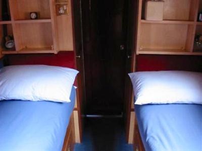 фото отеля Away2Stay Floating Hotel Birmingham