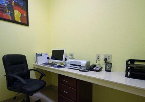 фото отеля Comfort Inn & Suites Byram