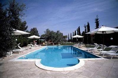фото отеля Fattoria San Lorenzo Tenuta Livia Apartments