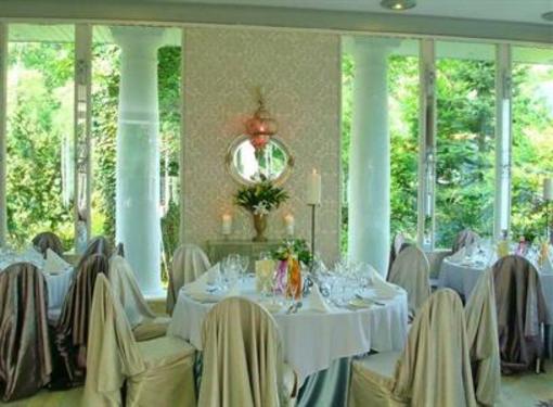 фото отеля Dwor Giemzow Hotel Brójce