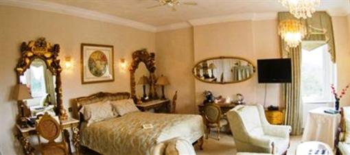фото отеля The Pines Hotel Chorley