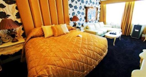 фото отеля The Pines Hotel Chorley