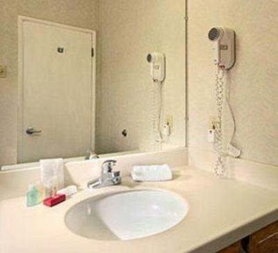 фото отеля Ramada Inn Marina Del Rey