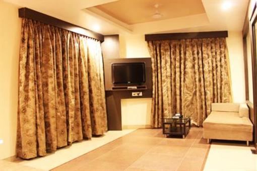 фото отеля Hotel Silver Cloud - Ahmedabad