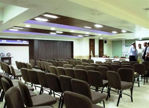 фото отеля Hotel Silver Cloud - Ahmedabad