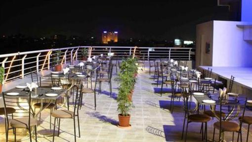 фото отеля Hotel Silver Cloud - Ahmedabad