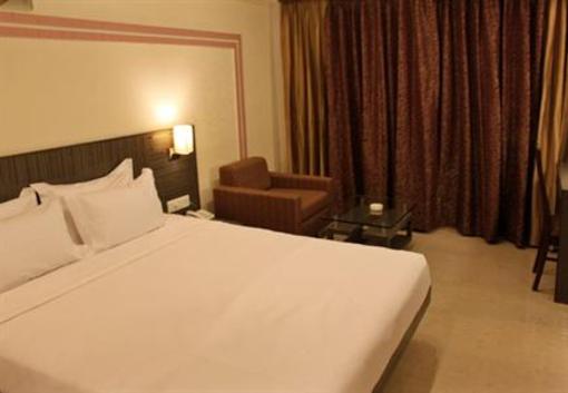 фото отеля Hotel Silver Cloud - Ahmedabad
