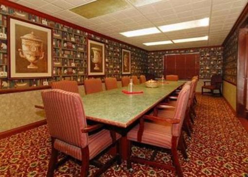 фото отеля Comfort Suites Madison West