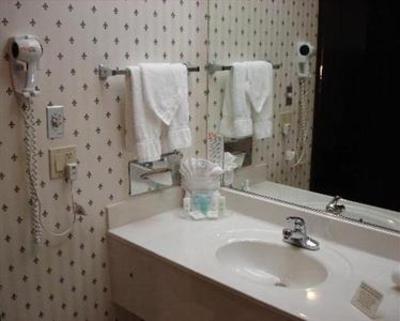 фото отеля Comfort Suites Madison West
