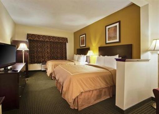 фото отеля Comfort Suites Madison West