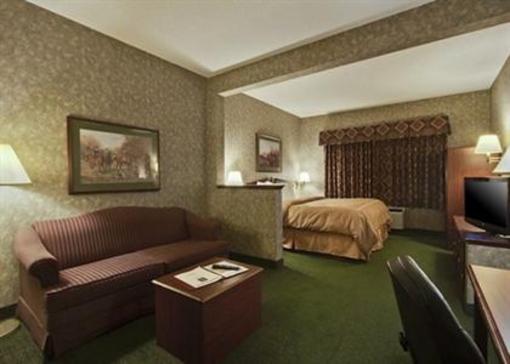 фото отеля Comfort Suites Madison West