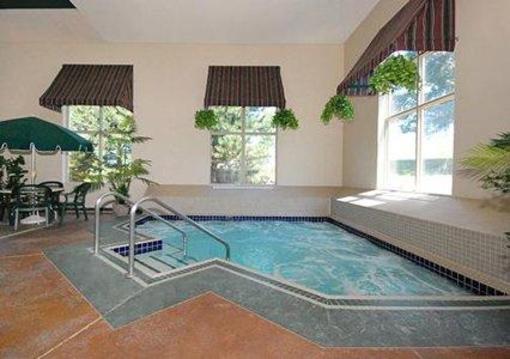 фото отеля Comfort Suites Madison West
