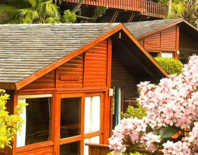 фото отеля Under Milkwood Resort