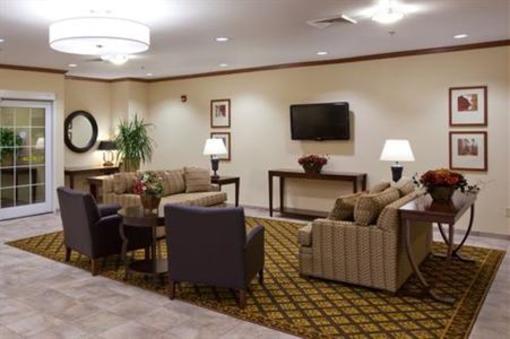 фото отеля Candlewood Suites Minot