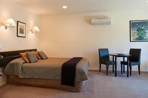 фото отеля Cedar Grove Motor Lodge