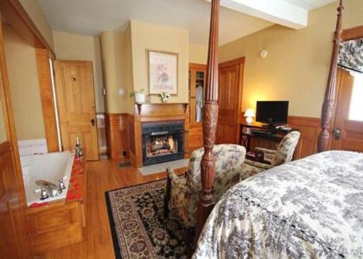 фото отеля Glynn House Inn