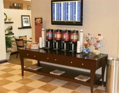 фото отеля Hampton Inn & Suites Atlanta/I-285 & Camp Creek Pkwy