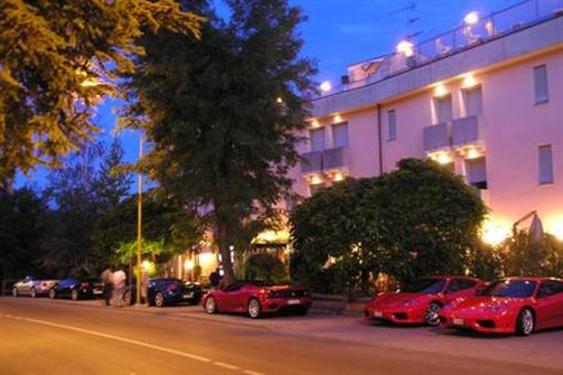 фото отеля Hotel Sporting Salsomaggiore Terme