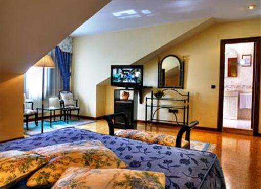 фото отеля Hotel El Carmen Carreno