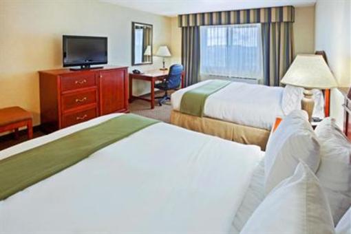 фото отеля Holiday Inn Express Hotel & Suites Fairbanks