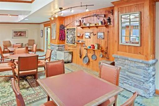 фото отеля Holiday Inn Express Hotel & Suites Fairbanks