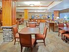 фото отеля Holiday Inn Express Hotel & Suites Fairbanks