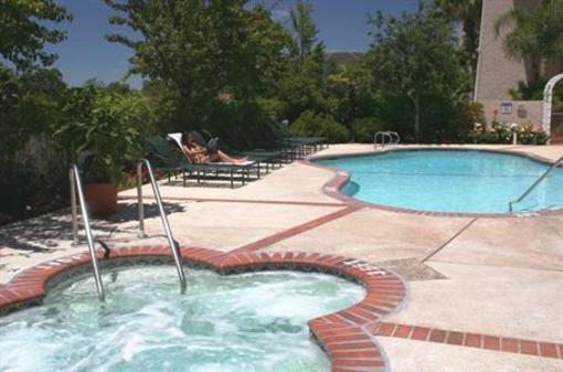 фото отеля BEST WESTERN PLUS Thousand Oaks Inn