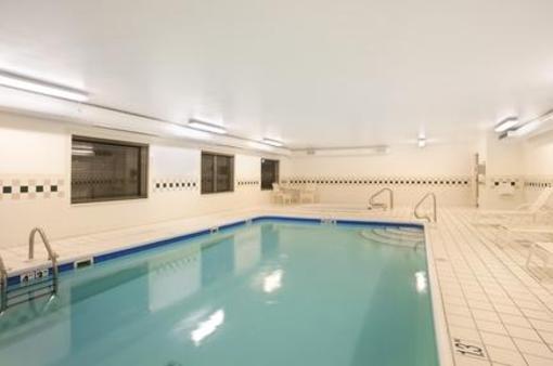 фото отеля Holiday Inn Express Vernon Hills
