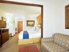 фото отеля Holiday Inn Express Vernon Hills