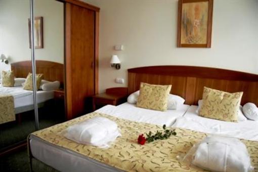 фото отеля Hotel Karos Spa