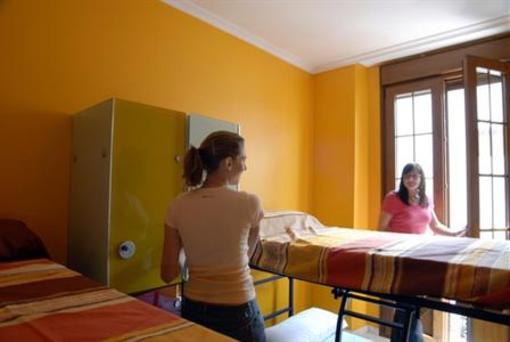 фото отеля Urbany Hostel Seville (Spain)