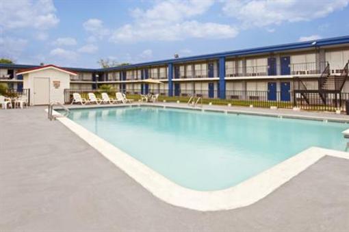 фото отеля Americas Best Value Inn - Garland TX