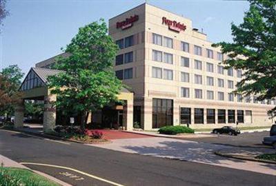 фото отеля Four Points by Sheraton Philadelphia Airport