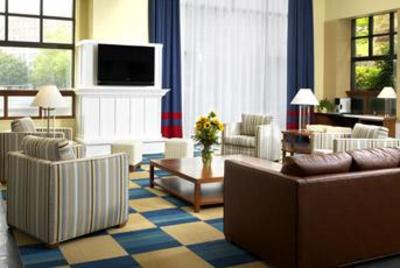 фото отеля Four Points by Sheraton Philadelphia Airport