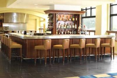 фото отеля Four Points by Sheraton Philadelphia Airport