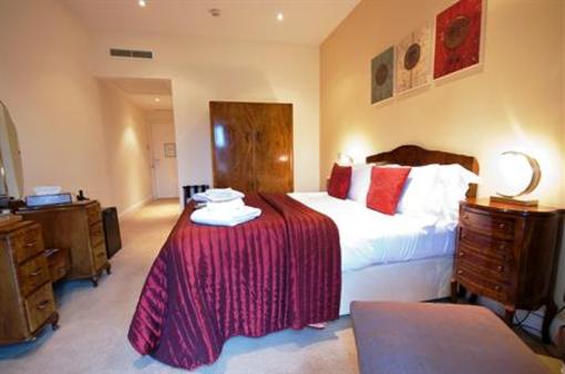 фото отеля St Giles House Hotel
