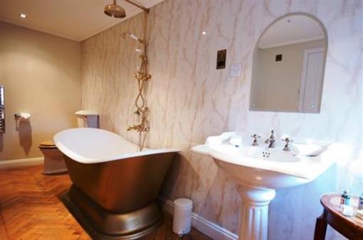 фото отеля St Giles House Hotel