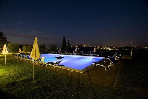 фото отеля Podere Sant Elena Bed And Breakfast San Gimignano