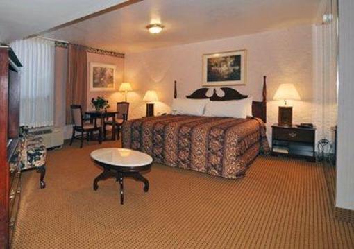 фото отеля Econo Lodge Metro