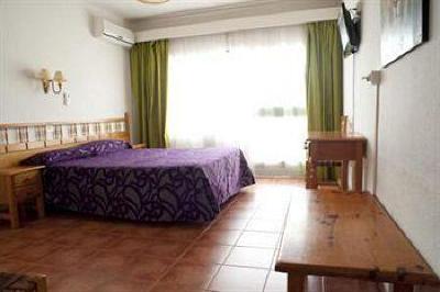 фото отеля Hostal Sol y Miel