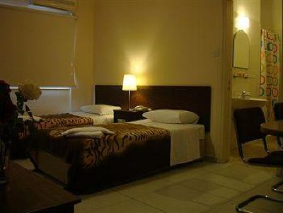 фото отеля Lordos Hotel Apartments Limassol