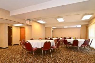 фото отеля Best Western Kelly Inn Omaha