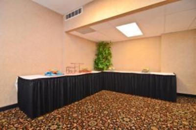 фото отеля Best Western Kelly Inn Omaha
