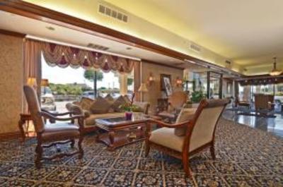 фото отеля Best Western Kelly Inn Omaha